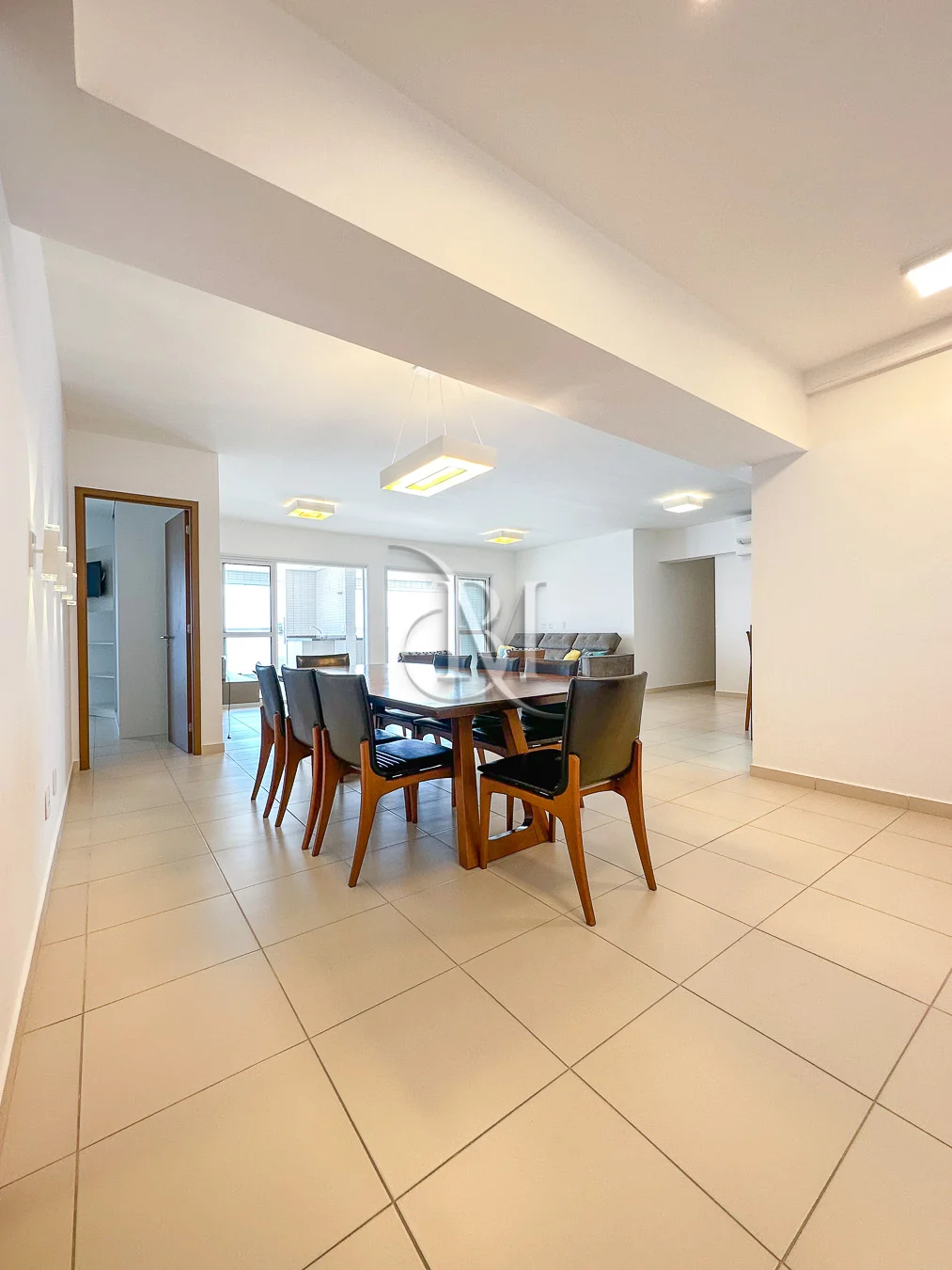 JARDIM DO MAR PRAIA GRANDE APARTAMENTO 5 SUITES FRENTE MAR 4 VAGAS DE GARAGEM-5