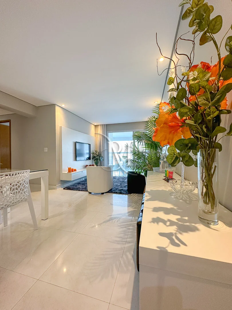 Apartamento 3 dormitorios sendo 2 suítes frente ao mar, disponível para venda, localizado no Boqueirão na cidade de Praia Grande/SP