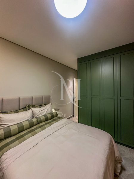 Maison Coralon Residence no Canto do Forte: apartamentos mobiliados com 2 ou 3 suítes, alto padrão, acabamento premium e lazer completo. Veja plantas, fotos e condições especiais.